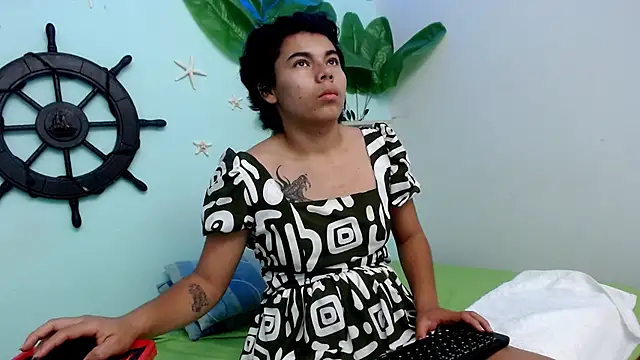 skinnysexy18 online show from 03-09-26, 12:36