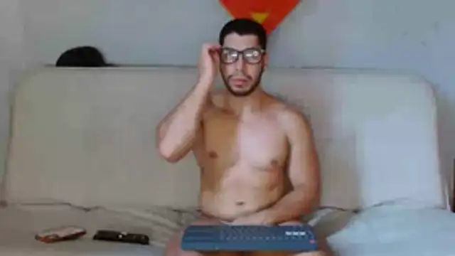 Snapshot of axellblue chatting on 07-15-26, 09:53 axellblue online show from 07-15-26, 09:53