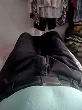 Snapshot of Roque-74 chatting on 02-20-26, 06:52 Roque-74 online show from 02-20-26, 06:52