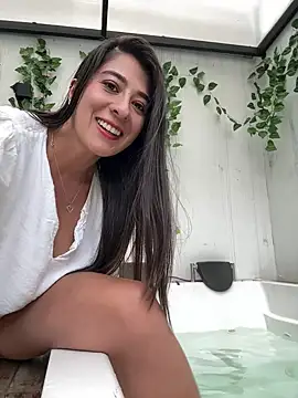 miiaa love online show from 02-21-26, 10:22