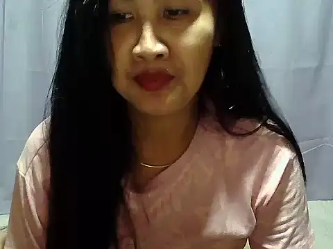 Snapshot of Sh1nbae22 chatting on 06-03-26, 02:33 Sh1nbae22 online show from 06-03-26, 02:33