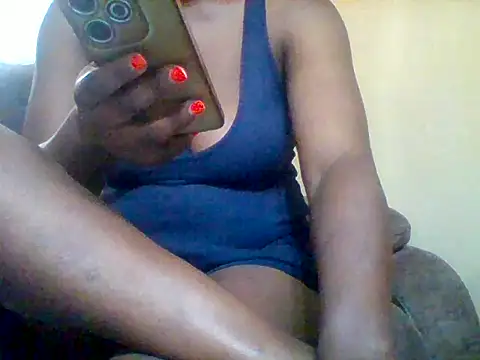 zee66658 online show from 05-13-26, 03:48