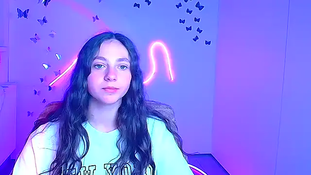 KissMeJulia online show from 03-27-26, 06:51