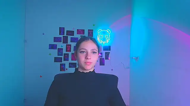 KissMeJulia online show from 04-07-26, 11:32