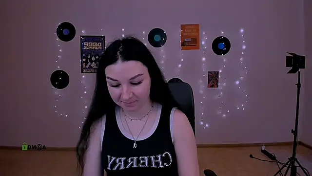 Snapshot of olivia_rage chatting on 02-25-26, 09:30 olivia rage online show from 02-25-26, 09:30