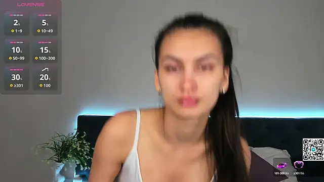 Adele Lanea online show from 06-17-26, 01:08