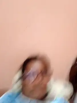 indianstrawberrylips4u online show from 03-12-26, 05:08