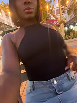 ZarahFerreira online show from 03-18-26, 11:30