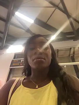 ZarahFerreira online show from 03-25-26, 11:55