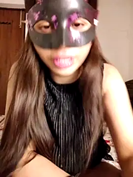 Snapshot of cute_girl_29 chatting on 05-12-26, 07:00 cute girl 29 online show from 05-12-26, 07:00