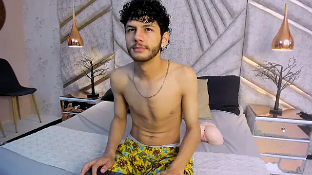 Snapshot of LuckySammer chatting on 03-05-26, 12:23 LuckySammer online show from 03-05-26, 12:23