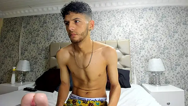 Snapshot of LuckySammer chatting on 03-08-26, 01:48 LuckySammer online show from 03-08-26, 01:48