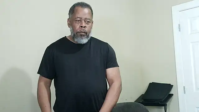 Cleozevo1961 online show from 04-20-26, 04:21