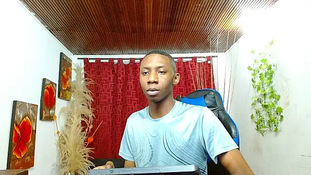 milo018 online show from 03-06-26, 09:11