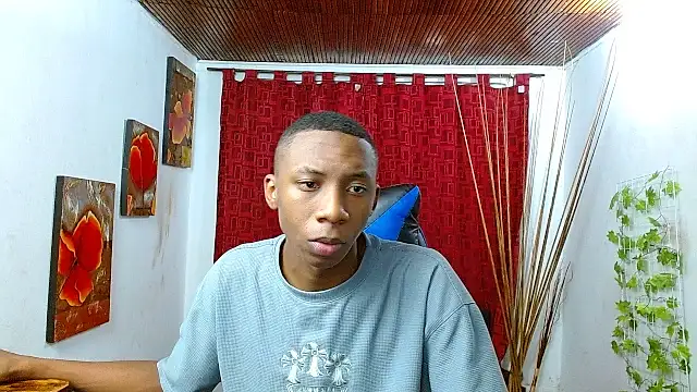 milo018 online show from 05-15-26, 02:46