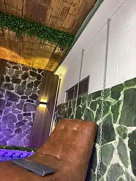 Lorenn Sweet online show from 03-26-26, 01:17