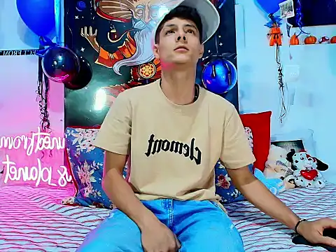 Eliassalvatore  online show from 03-04-26, 12:38