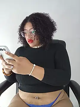 Snapshot of gigiblue89 chatting on 08-09-26, 09:25 gigiblue89 online show from 08-09-26, 09:25