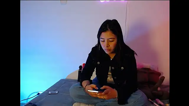 Ele Enchanted online show from 02-25-26, 01:43