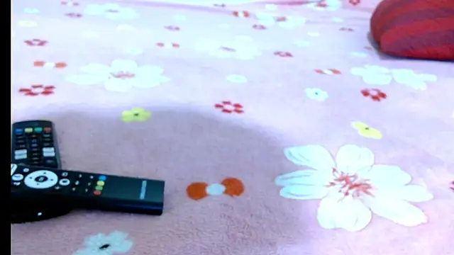 valkahot20 online show from 03-22-26, 05:33