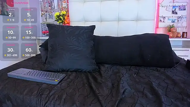 SharonTygaX online show from 06-25-26, 02:33