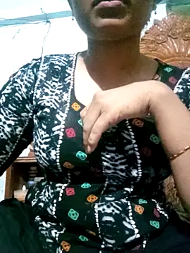 Snapshot of BreezySexyGirl69 chatting on 03-31-26, 10:48 BreezySexyGirl69 online show from 03-31-26, 10:48