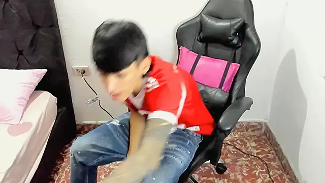 BOY-767 online show from 04-21-26, 09:17