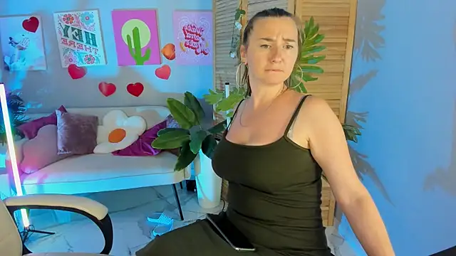 Golden Dragon online show from 07-28-26, 03:21