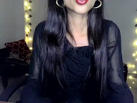 SIKSHA SINGH online show from 06-06-26, 11:09