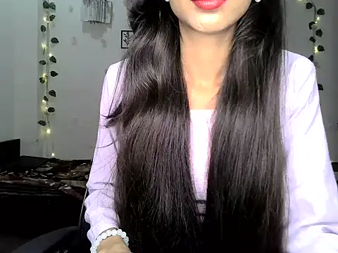 Snapshot of SIKSHA_SINGH chatting on 07-22-26, 06:00 SIKSHA SINGH online show from 07-22-26, 06:00