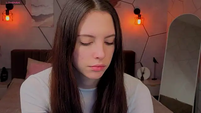 elise robbie online show from 03-30-26, 01:06