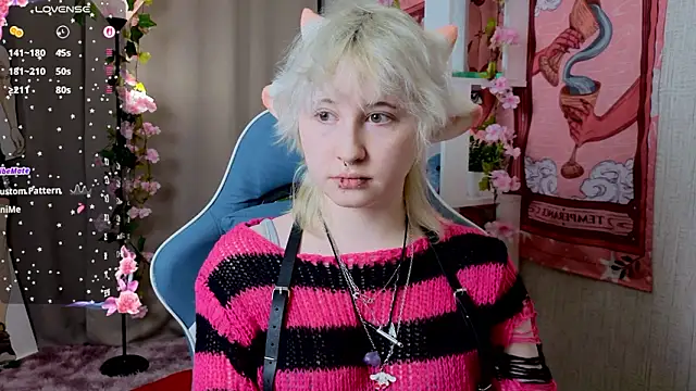 May leaf online show from 02-26-26, 12:53