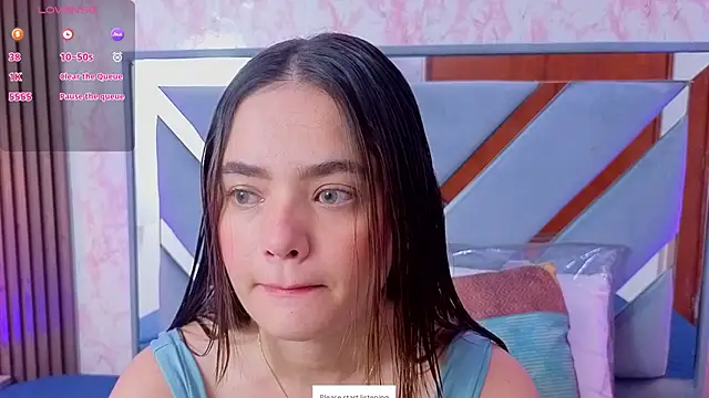 LittleeSara18 online show from 05-15-26, 11:06