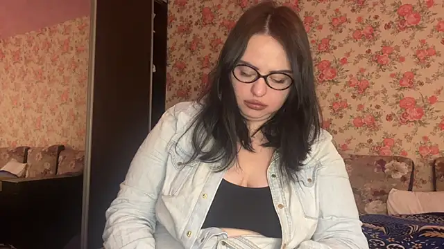 CherylEdwards online show from 03-28-26, 10:59