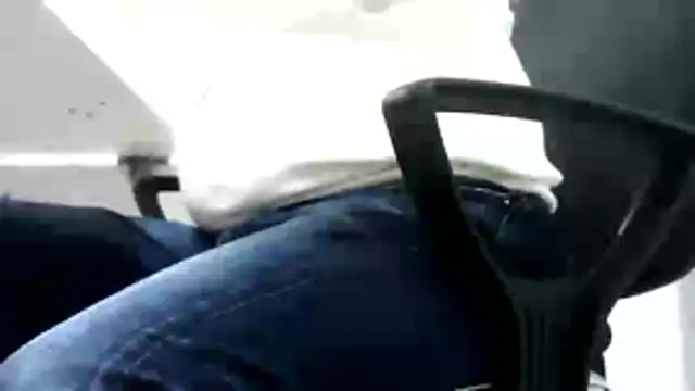 Snapshot of gitano697 chatting on 02-25-26, 04:05 gitano697 online show from 02-25-26, 04:05