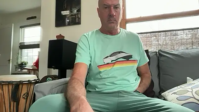 Guy  Grey online show from 04-15-26, 01:18