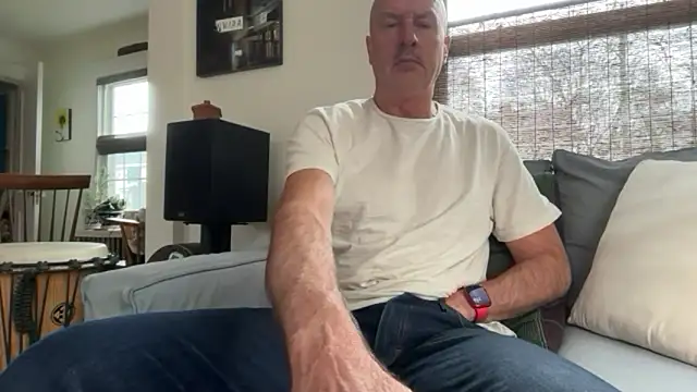 Guy  Grey online show from 04-19-26, 08:00