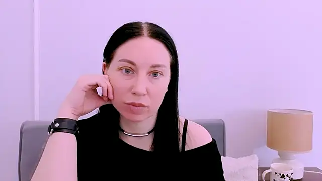 MiaFair online show from 04-15-26, 03:19