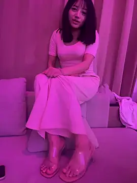 zhuendong000001 online show from 05-02-26, 12:32