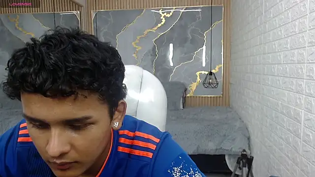 velvet o online show from 03-02-26, 04:14