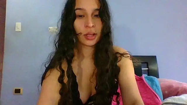 scarlettscottx  online show from 05-04-26, 08:27