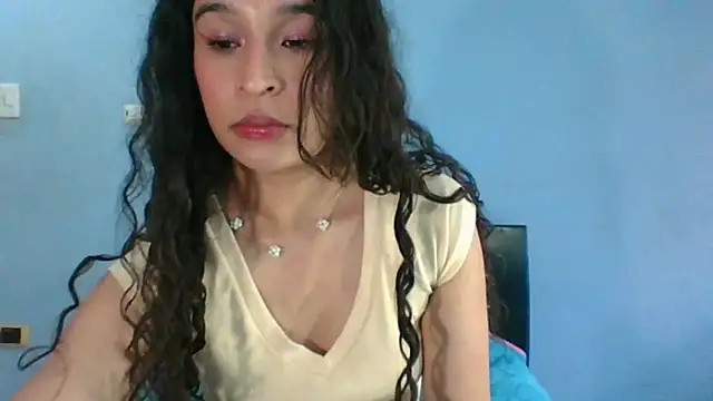 Snapshot of scarlettscottx_ chatting on 05-25-26, 09:21 scarlettscottx online show from 05-25-26, 09:21