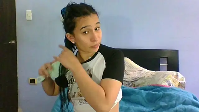 Snapshot of scarlettscottx_ chatting on 06-02-26, 04:42 scarlettscottx online show from 06-02-26, 04:42