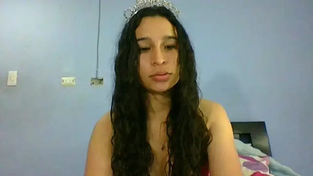 Snapshot of scarlettscottx_ chatting on 07-15-26, 02:17 scarlettscottx online show from 07-15-26, 02:17