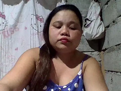 sweetlyn31 online show from 04-04-26, 12:02