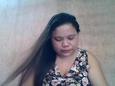 sweetlyn31 online show from 04-17-26, 12:02