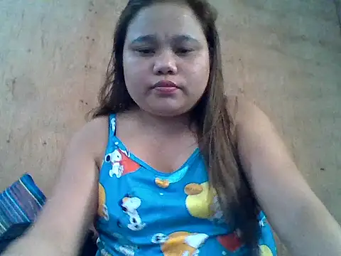 Snapshot of sweetlyn31 chatting on 05-26-26, 10:39 sweetlyn31 online show from 05-26-26, 10:39