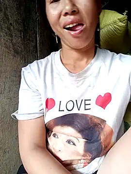 Snapshot of jangcute11 chatting on 07-18-26, 04:16 jangcute11 online show from 07-18-26, 04:16