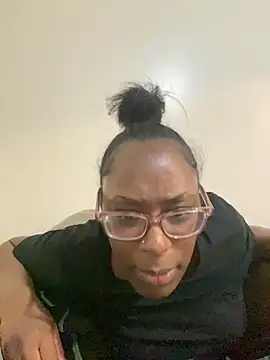 Snapshot of Sinfulwaterfalls chatting on 04-22-26, 04:26 Sinfulwaterfalls online show from 04-22-26, 04:26