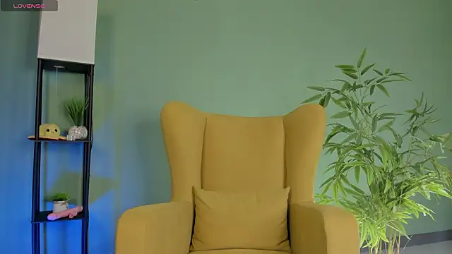 Snapshot of taticamomile chatting on 03-06-26, 04:09 taticamomile online show from 03-06-26, 04:09